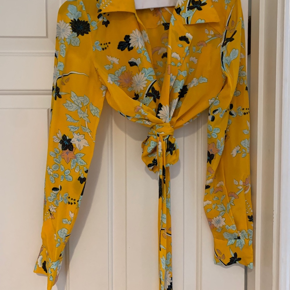 Dvf wrap too floral size 4